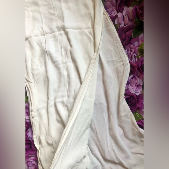 Coverup - Picture 2 of 3